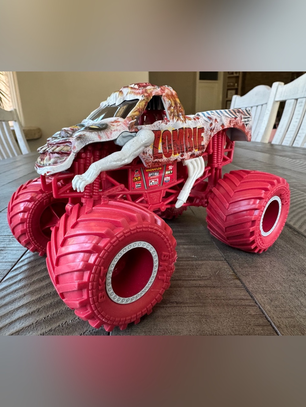 Monster Jam - Official Zombie Monster Truck Collector Die-Cast
Zombie Truck Toy